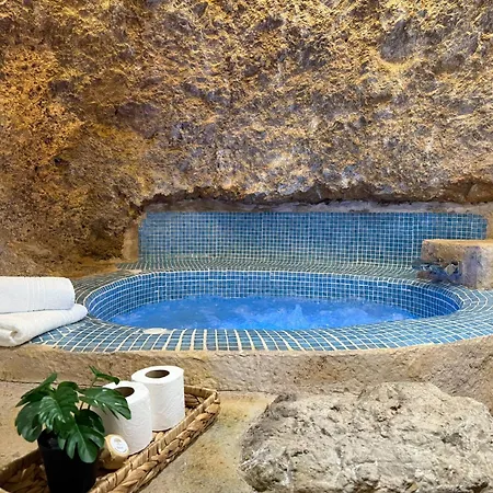 Ladera Del Castillo Daire *